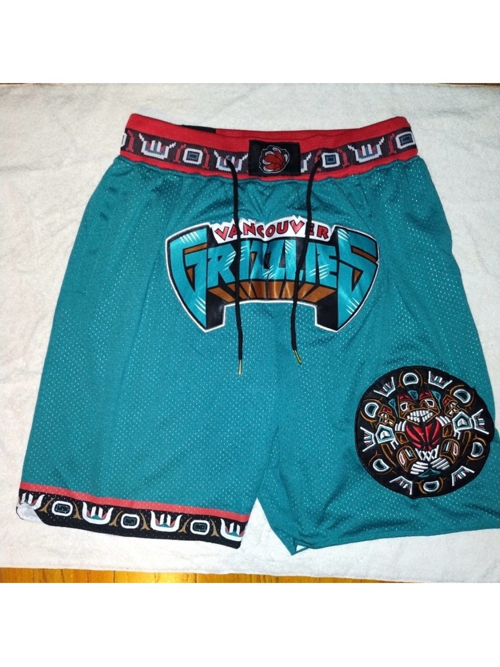 Vancouver Grizzlies Teal Throwback 1995-1996 NBA Season Retro Basketball Shorts